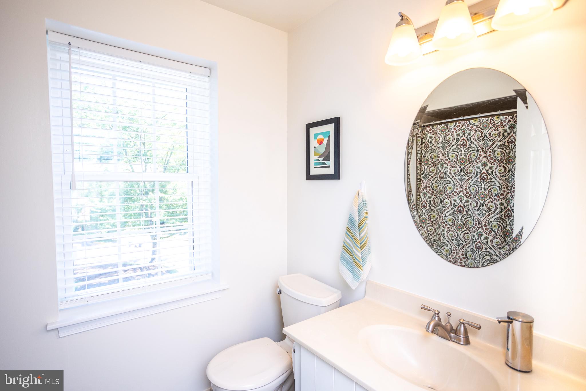 COUNTRY CREEK - Residential Lease