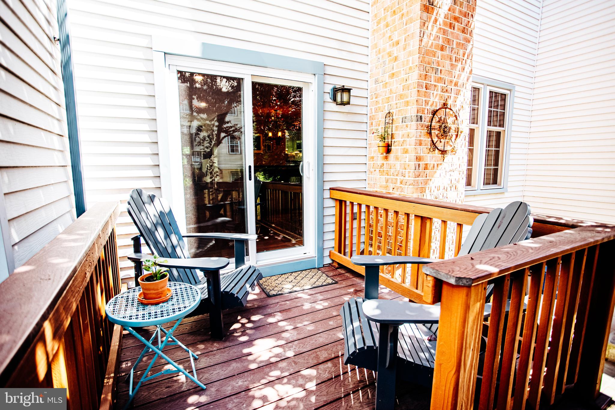 COUNTRY CREEK - Residential Lease