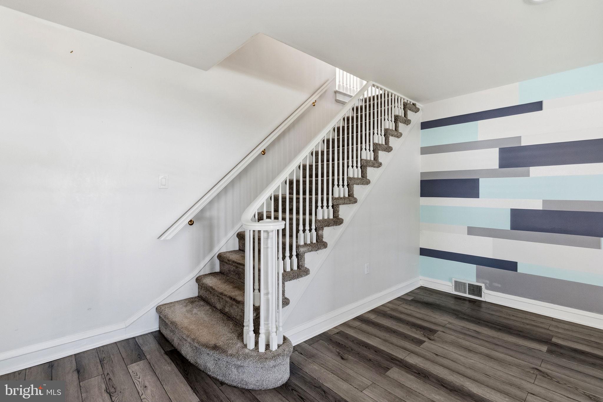 BEVERLY HILLS - Residential