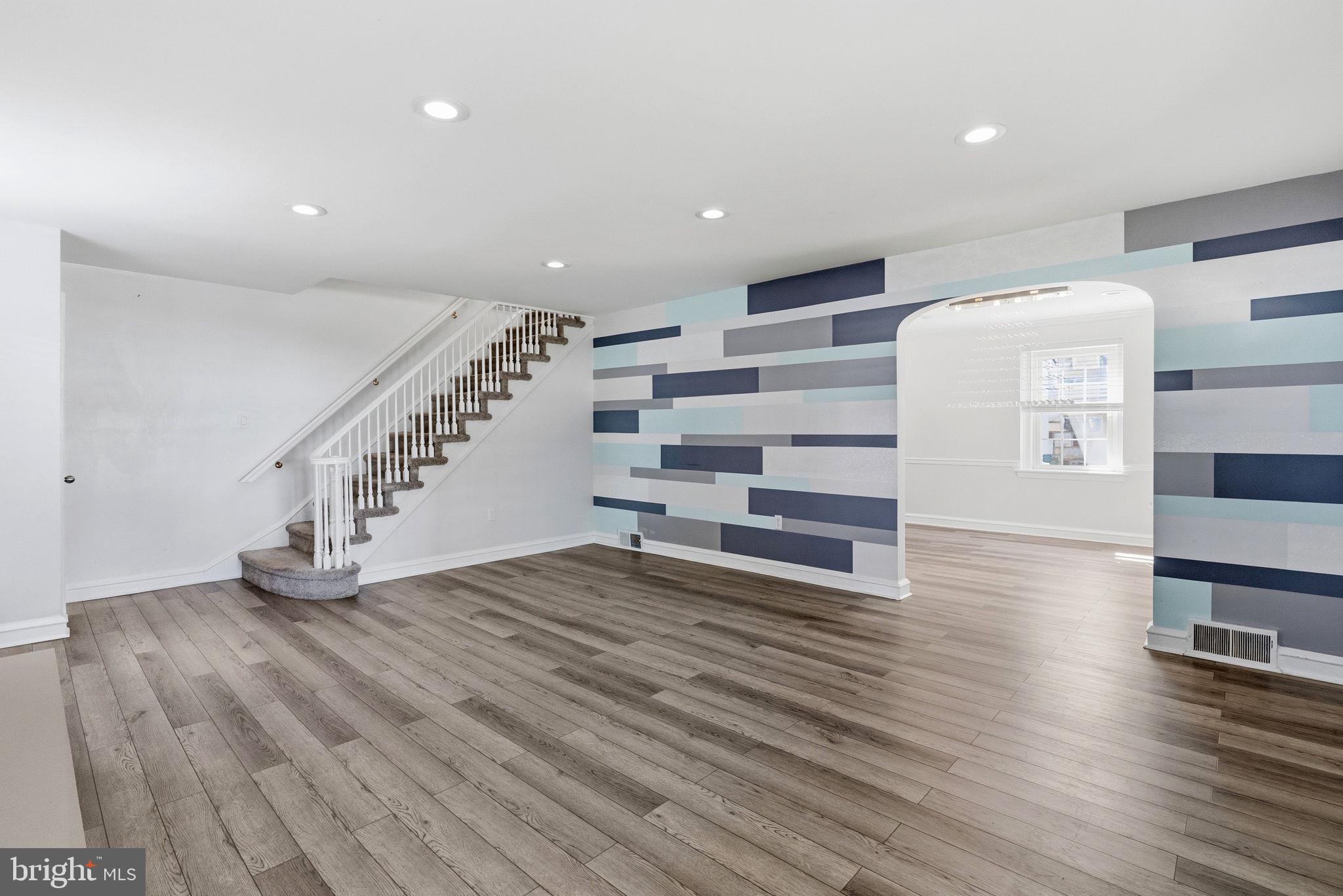BEVERLY HILLS - Residential