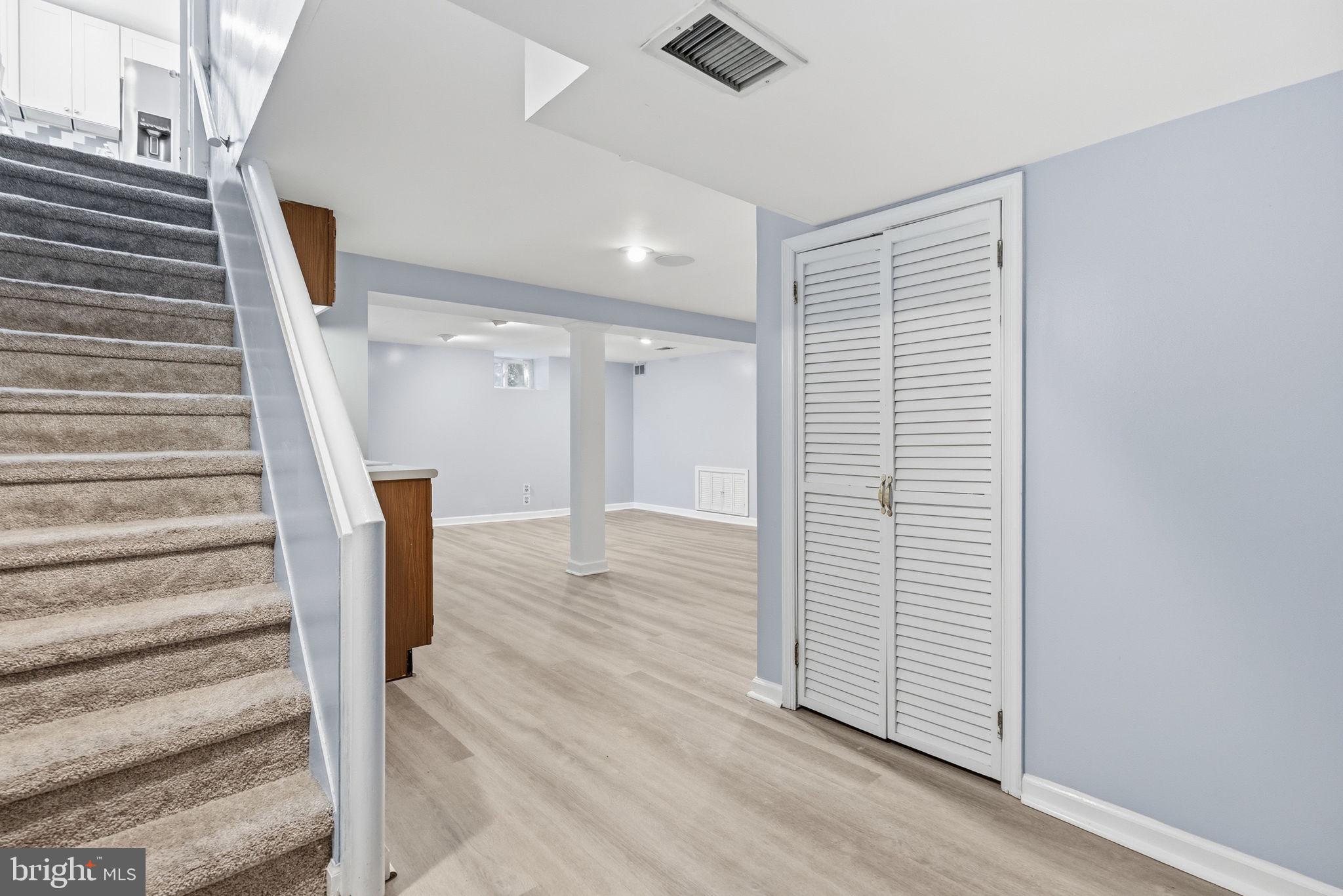 BEVERLY HILLS - Residential
