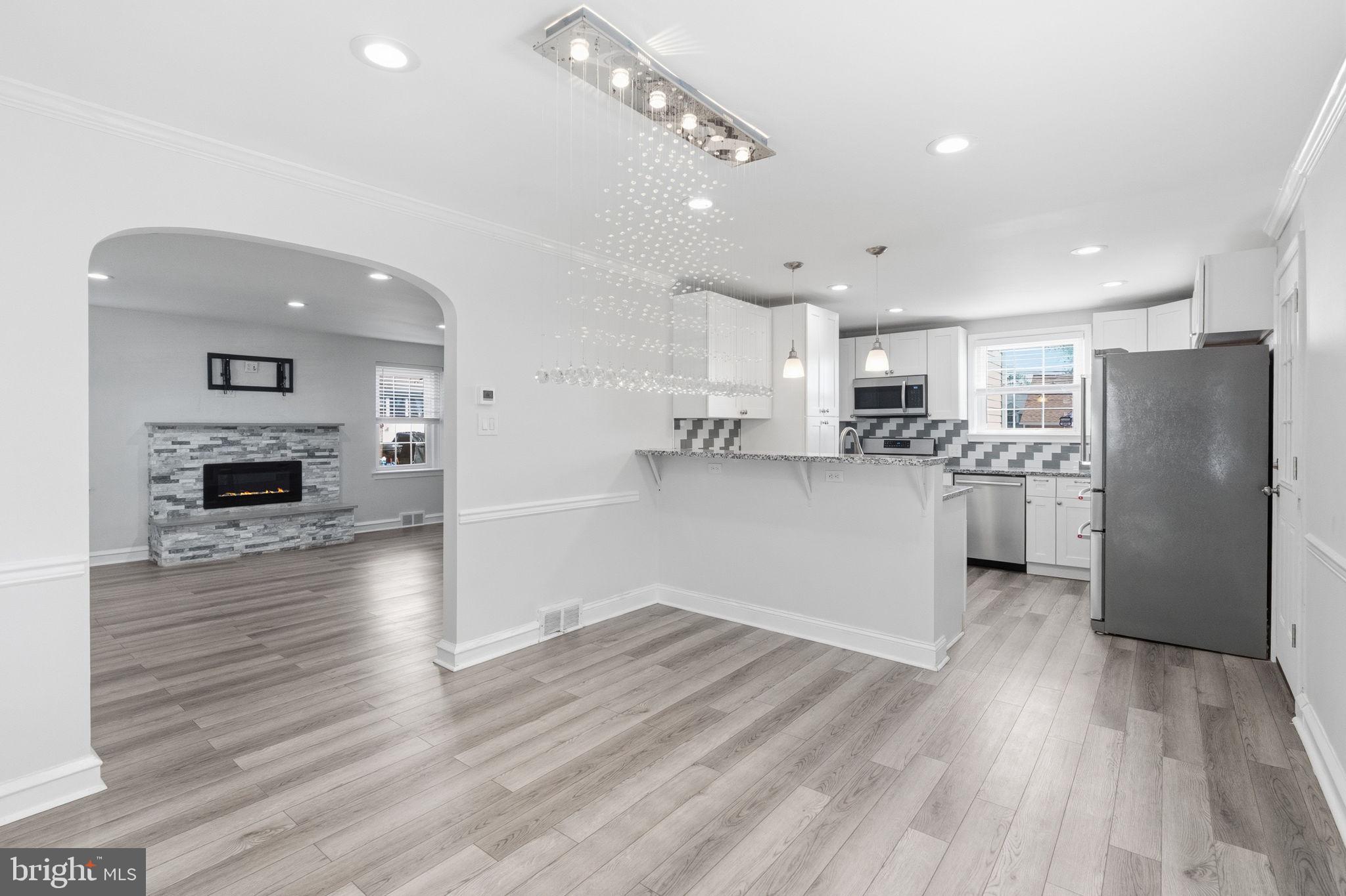 BEVERLY HILLS - Residential
