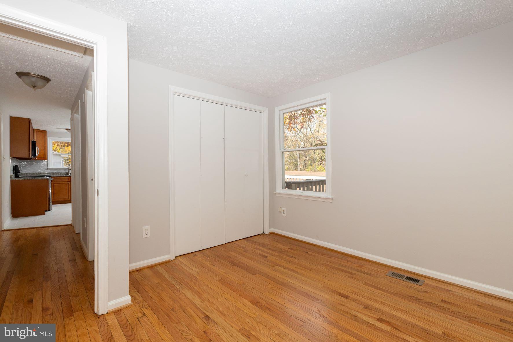 SILVER OAKS - Residential