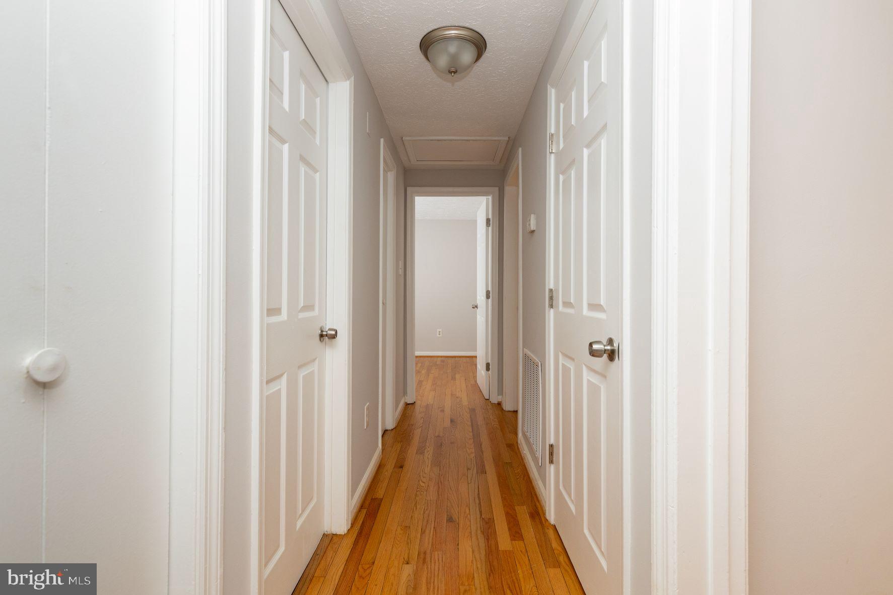 SILVER OAKS - Residential