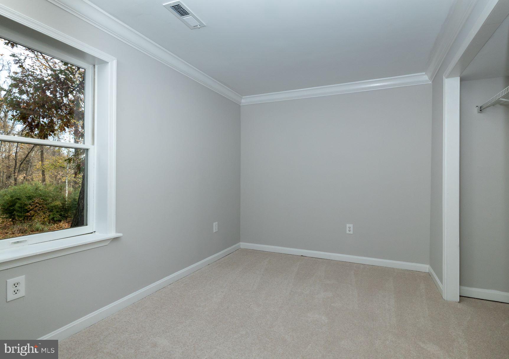 SILVER OAKS - Residential