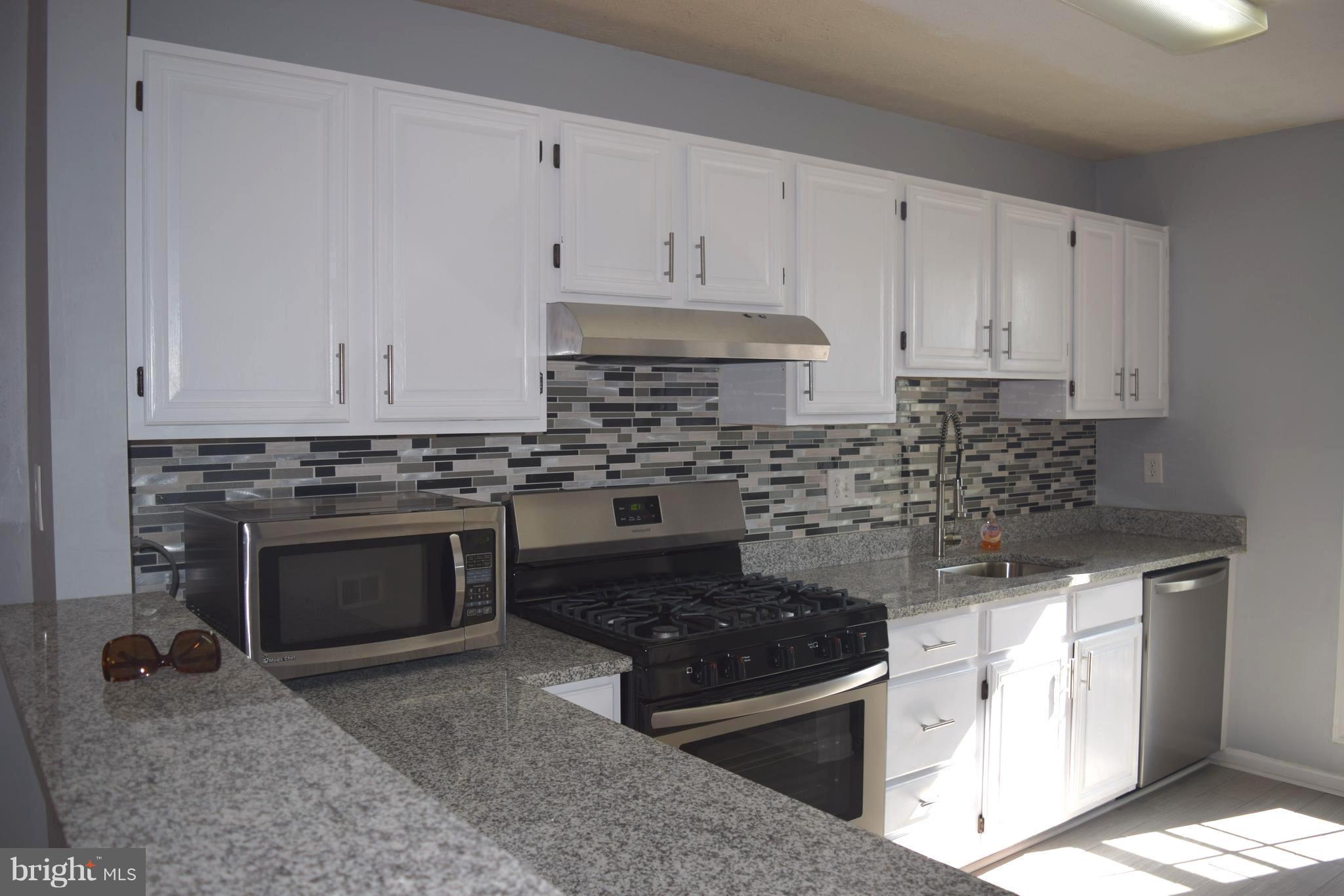 THE OAKTON - Residential Lease