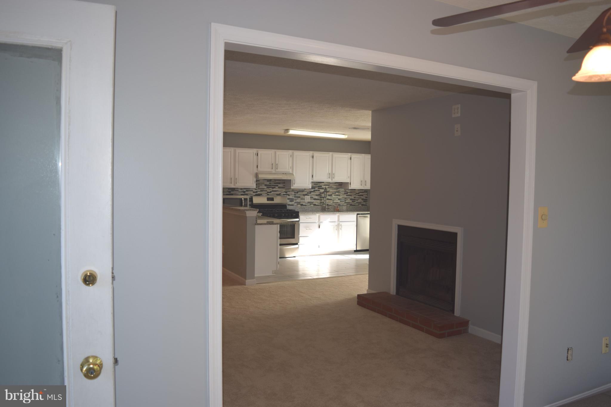 THE OAKTON - Residential Lease