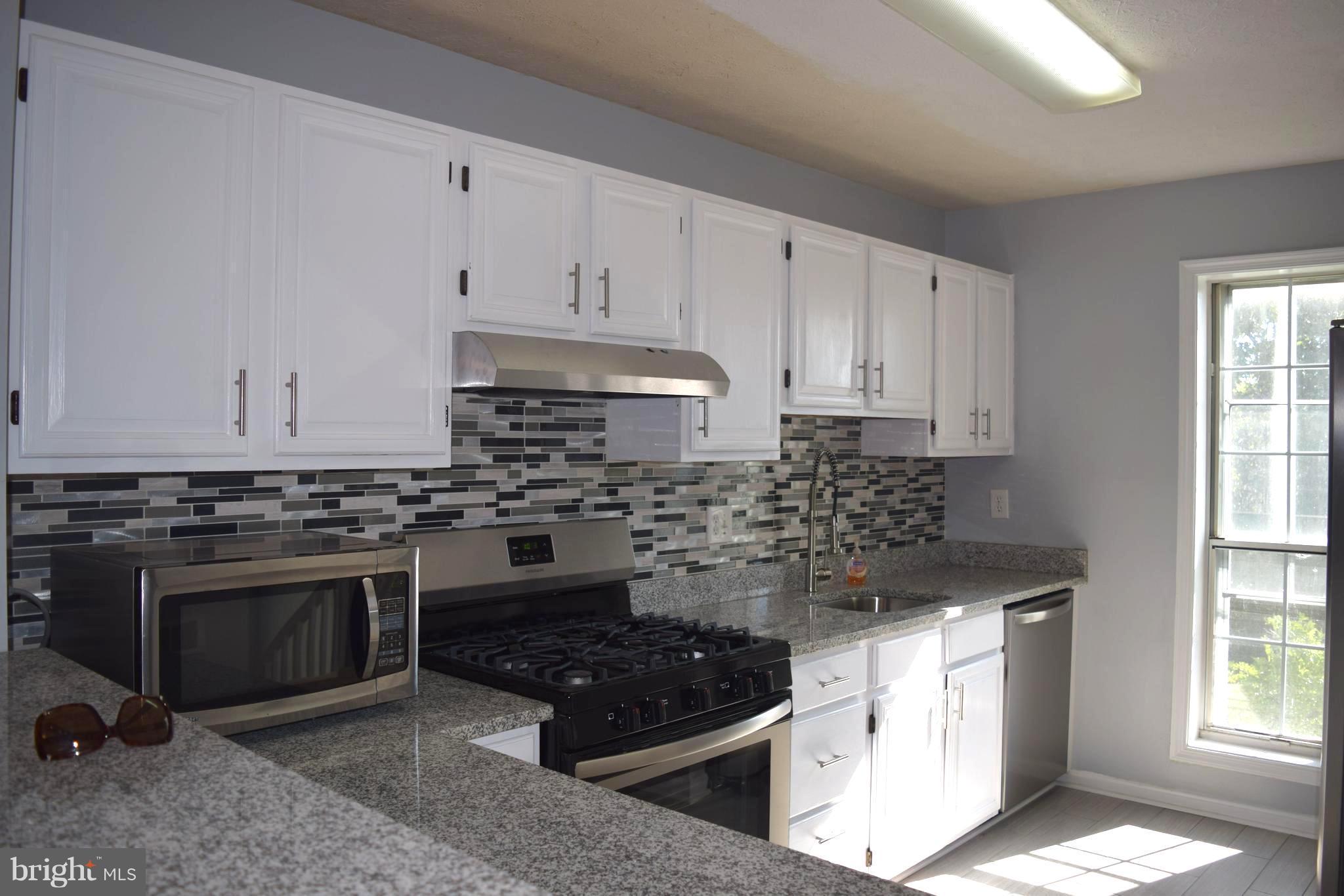 THE OAKTON - Residential Lease