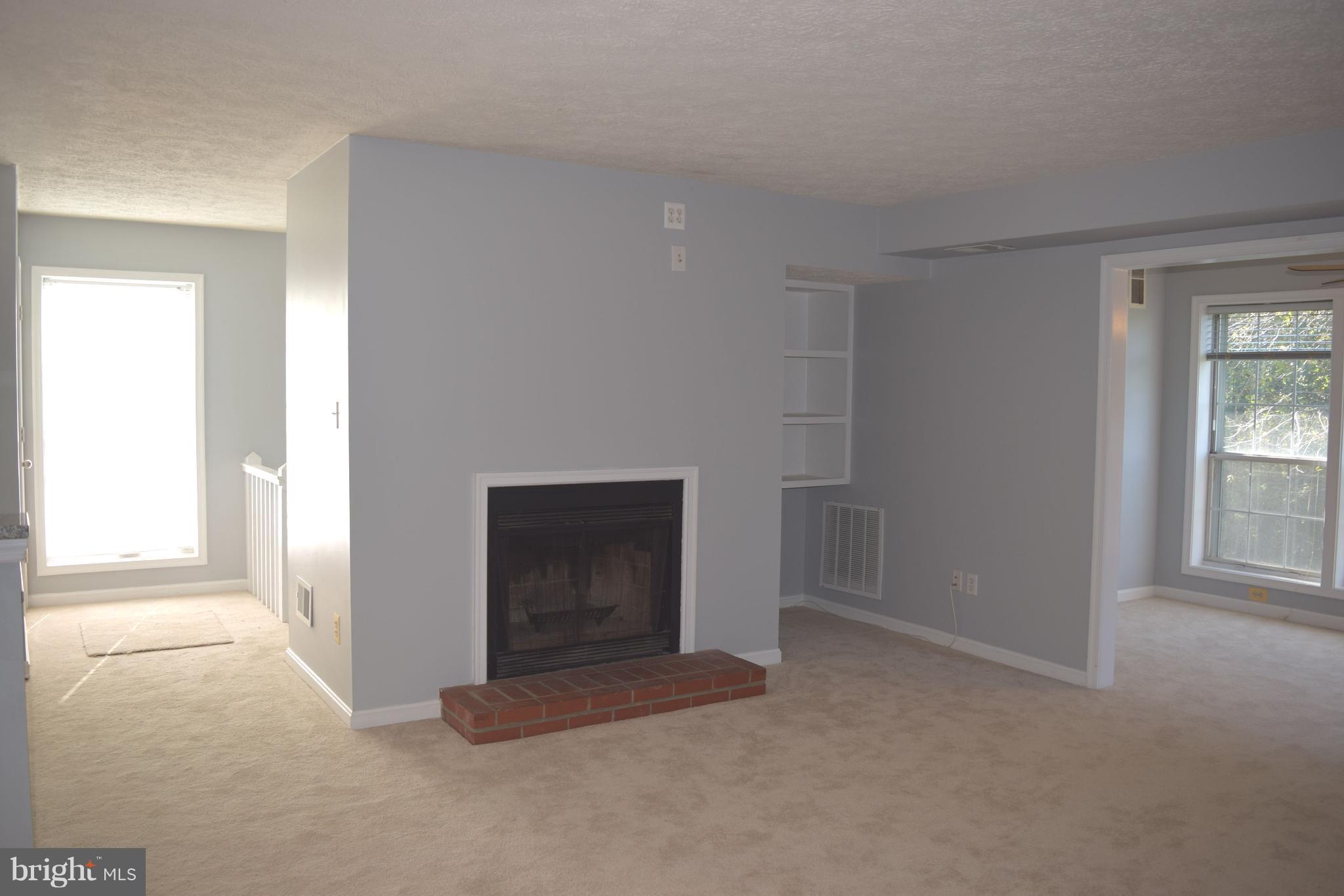 THE OAKTON - Residential Lease