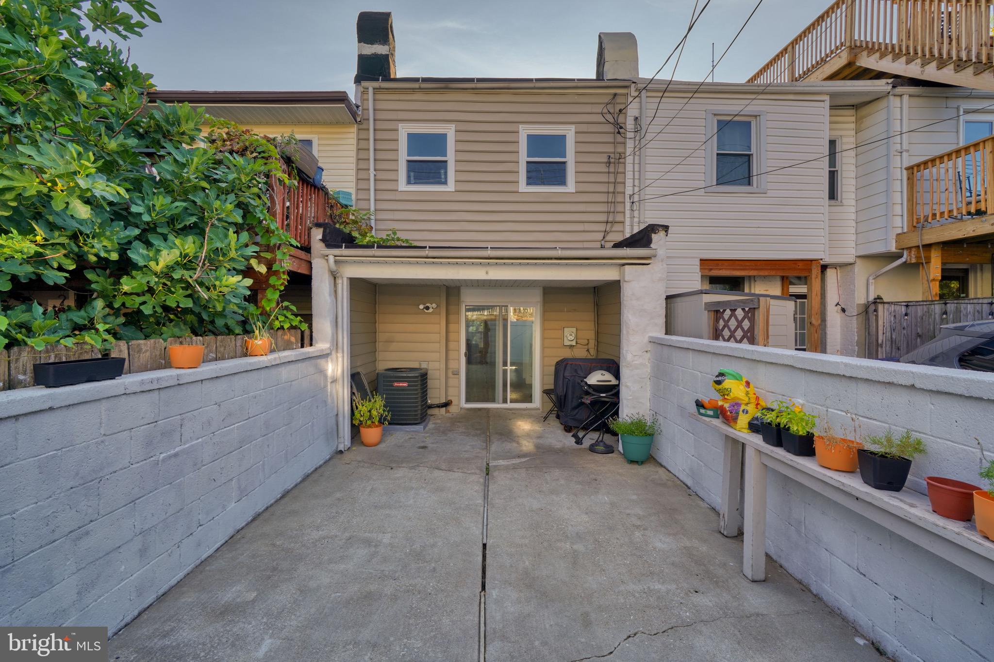 PATTERSON PLACE - Residential