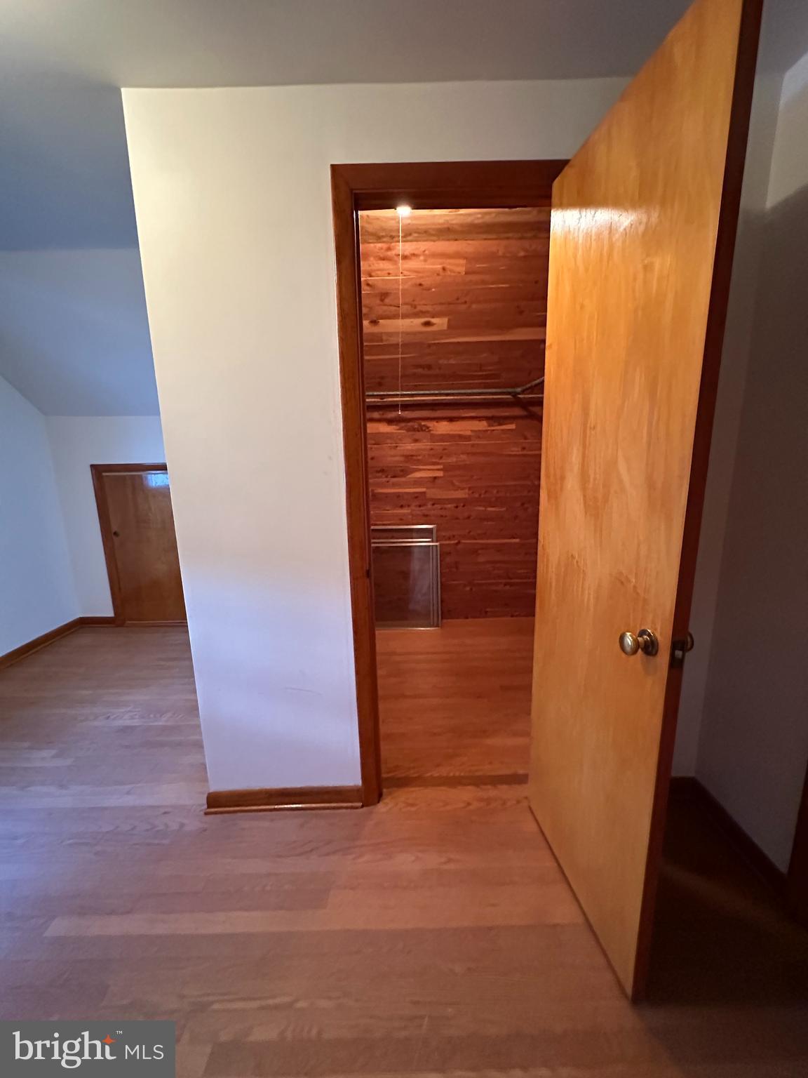 PARKVILLE SUMMIT - Residential