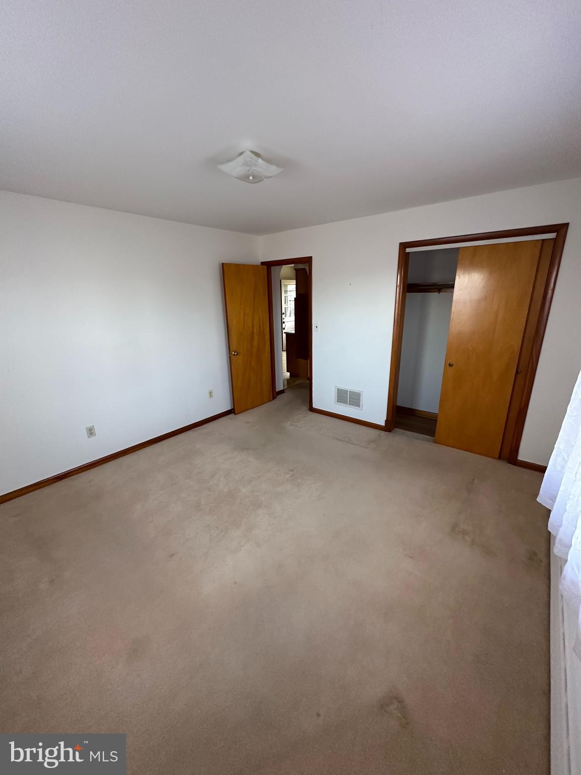 PARKVILLE SUMMIT - Residential