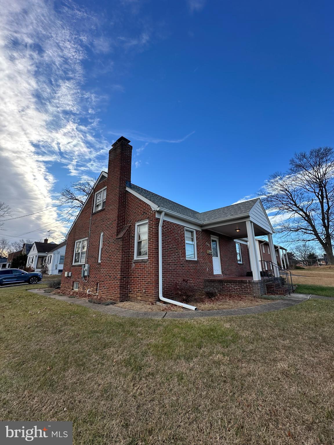 PARKVILLE SUMMIT - Residential