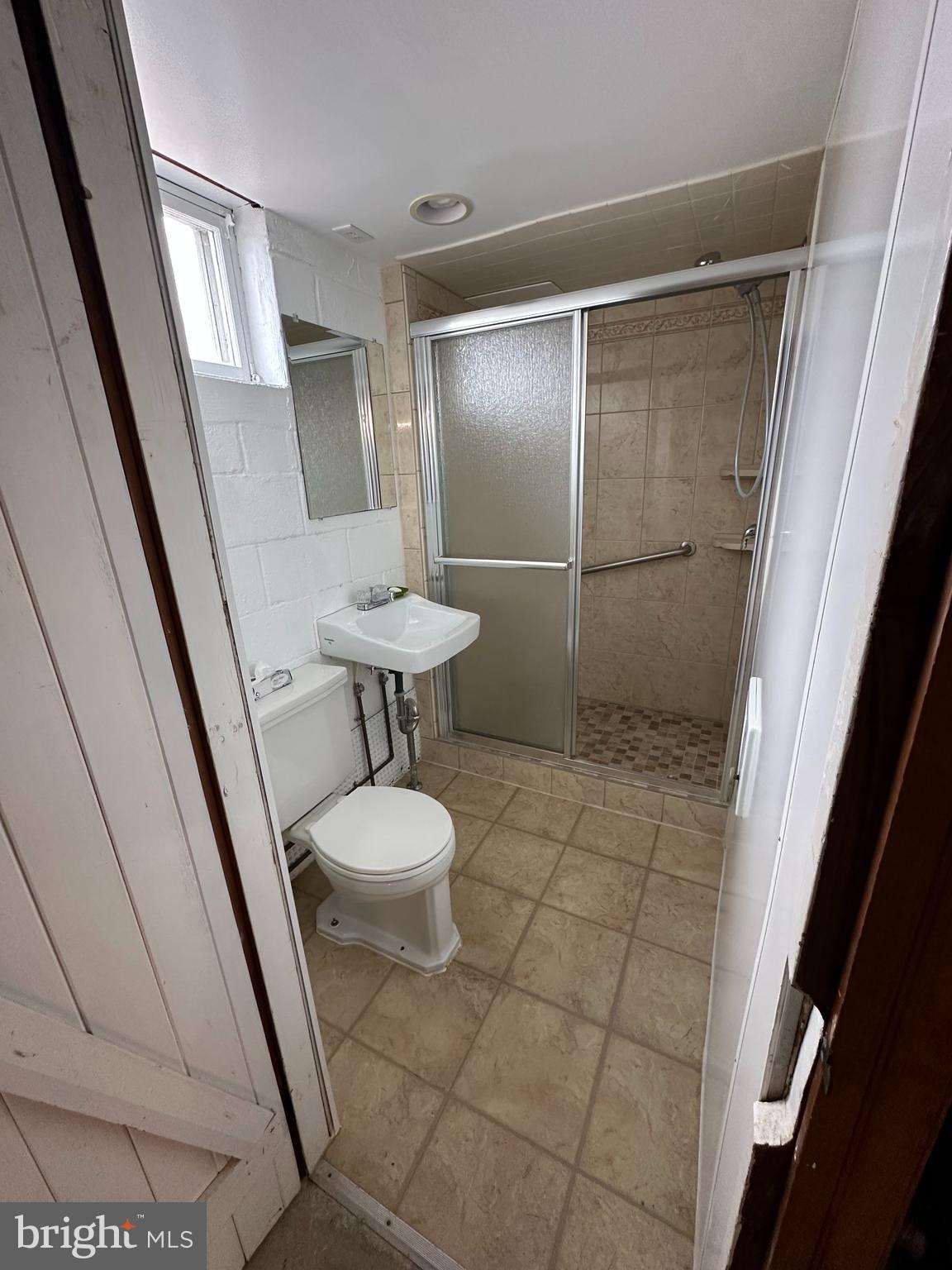 PARKVILLE SUMMIT - Residential