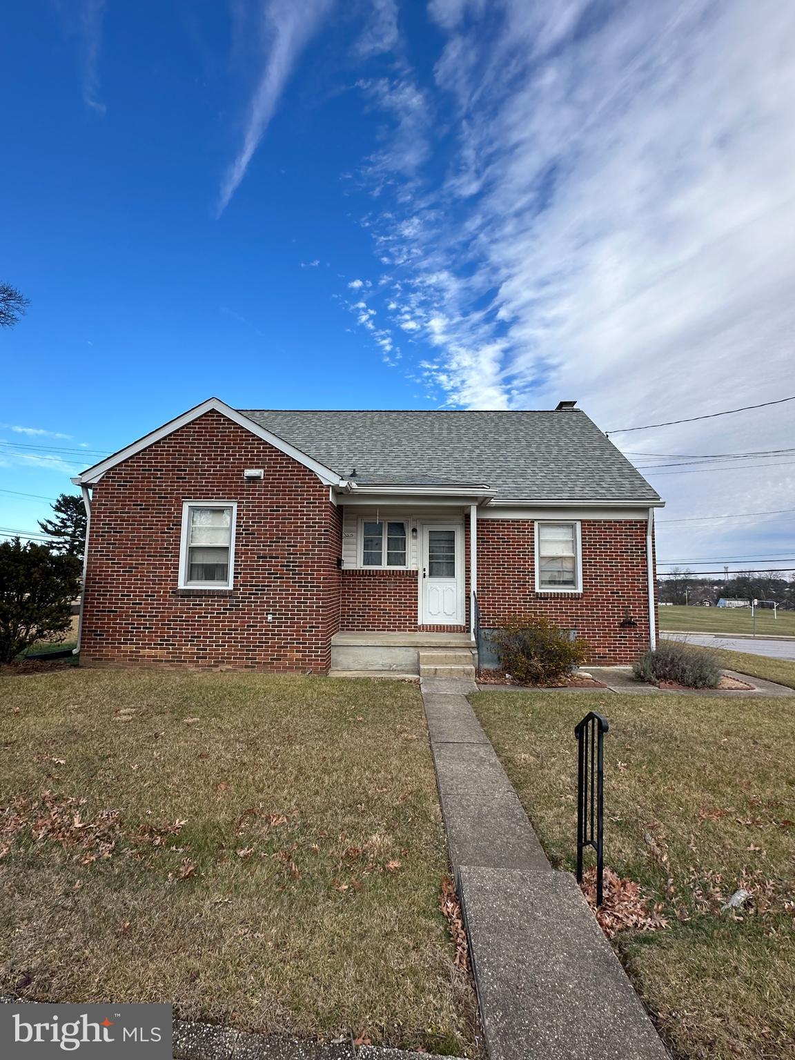 PARKVILLE SUMMIT - Residential