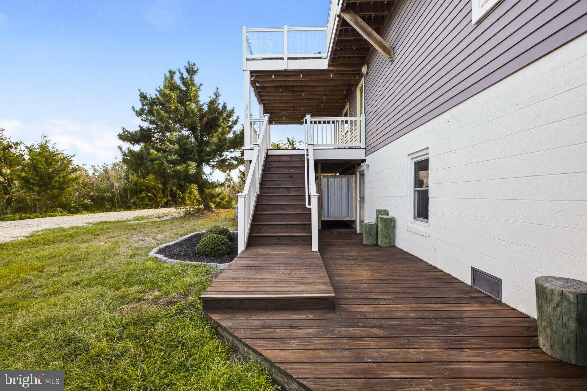 307 S BAY SHORE DRIVE