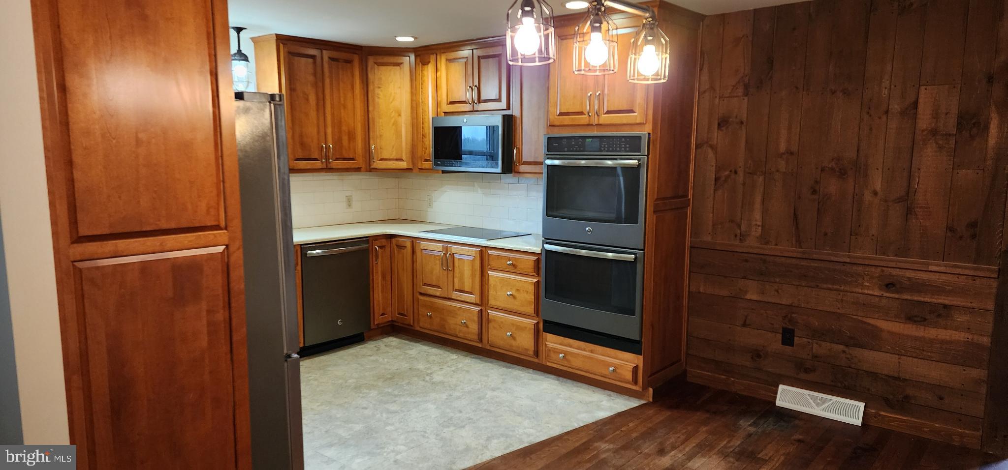 WARWICK TWP - Residential