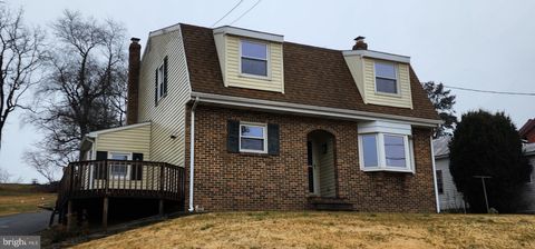 827 DISSTON VIEW DRIVE LITITZ PA 17543