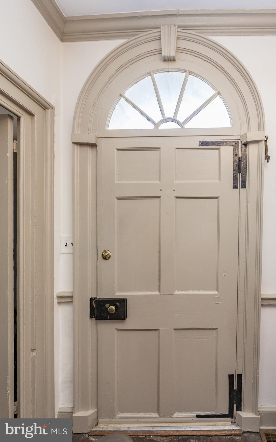 MIDDLETOWN - Residential