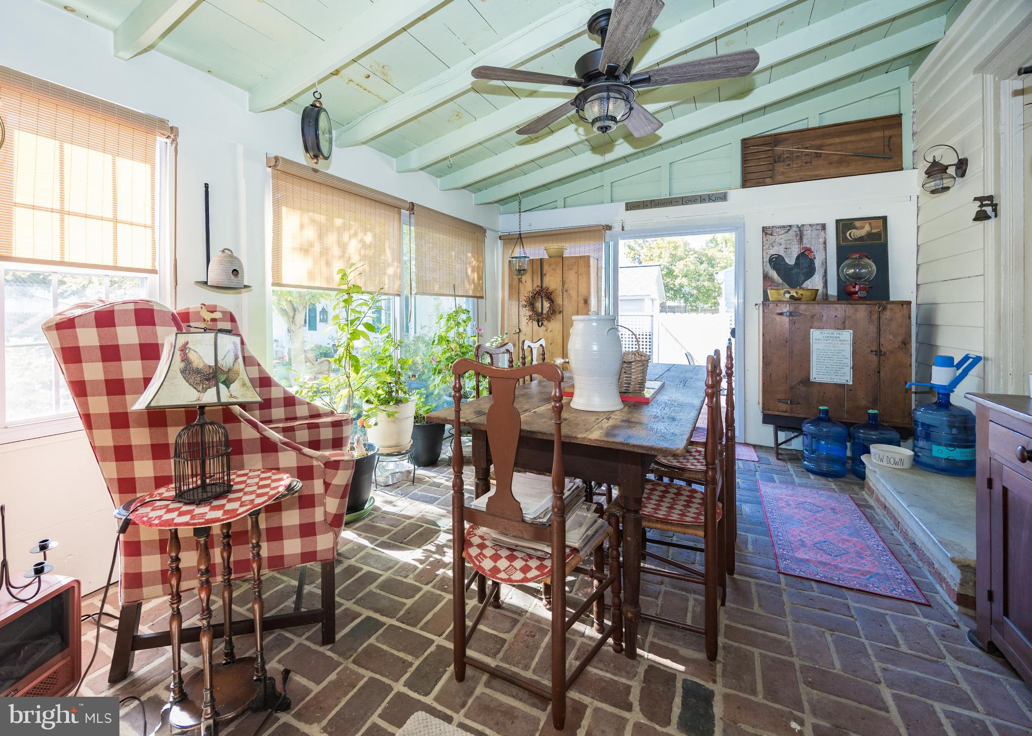 MIDDLETOWN - Residential