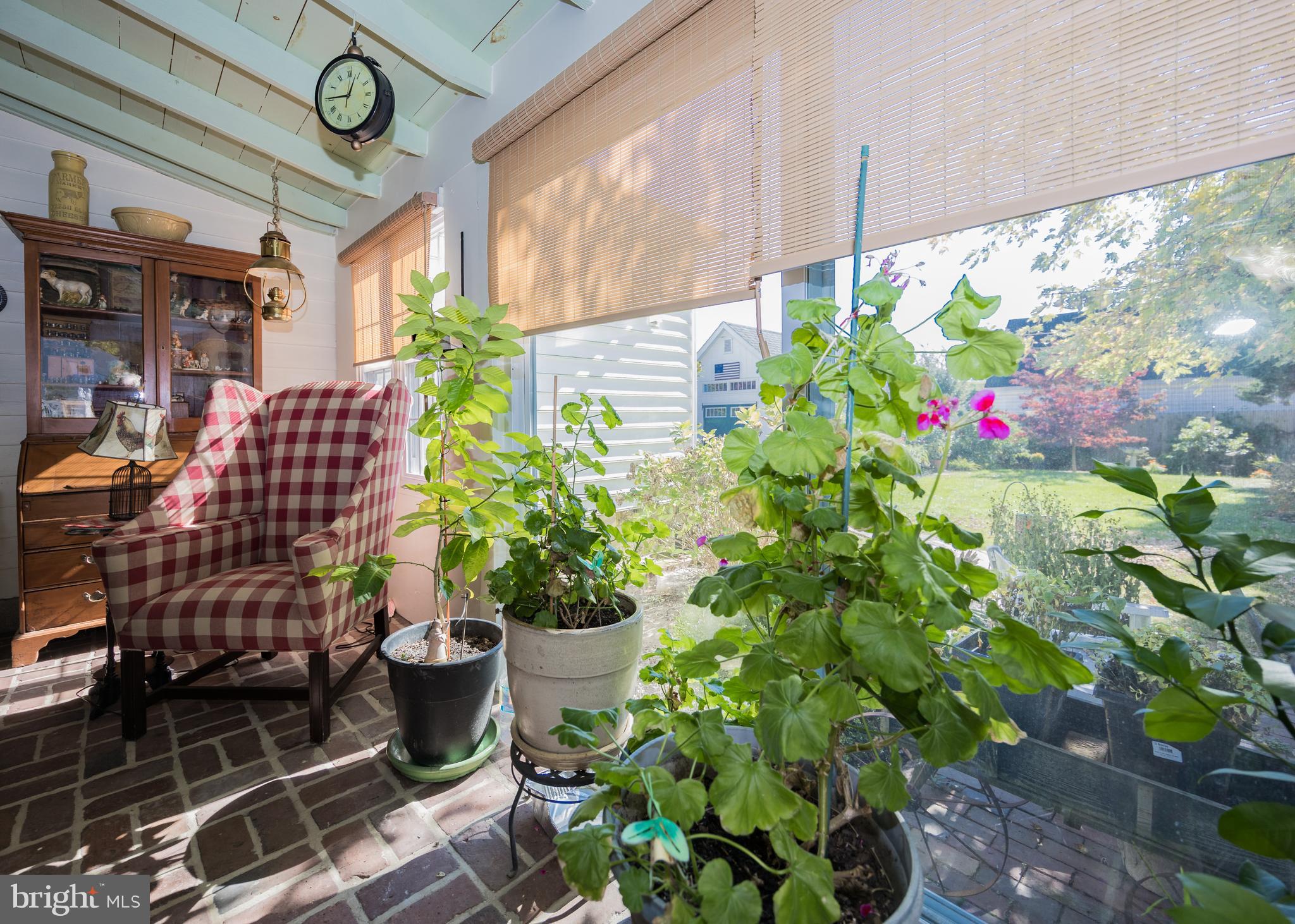 MIDDLETOWN - Residential