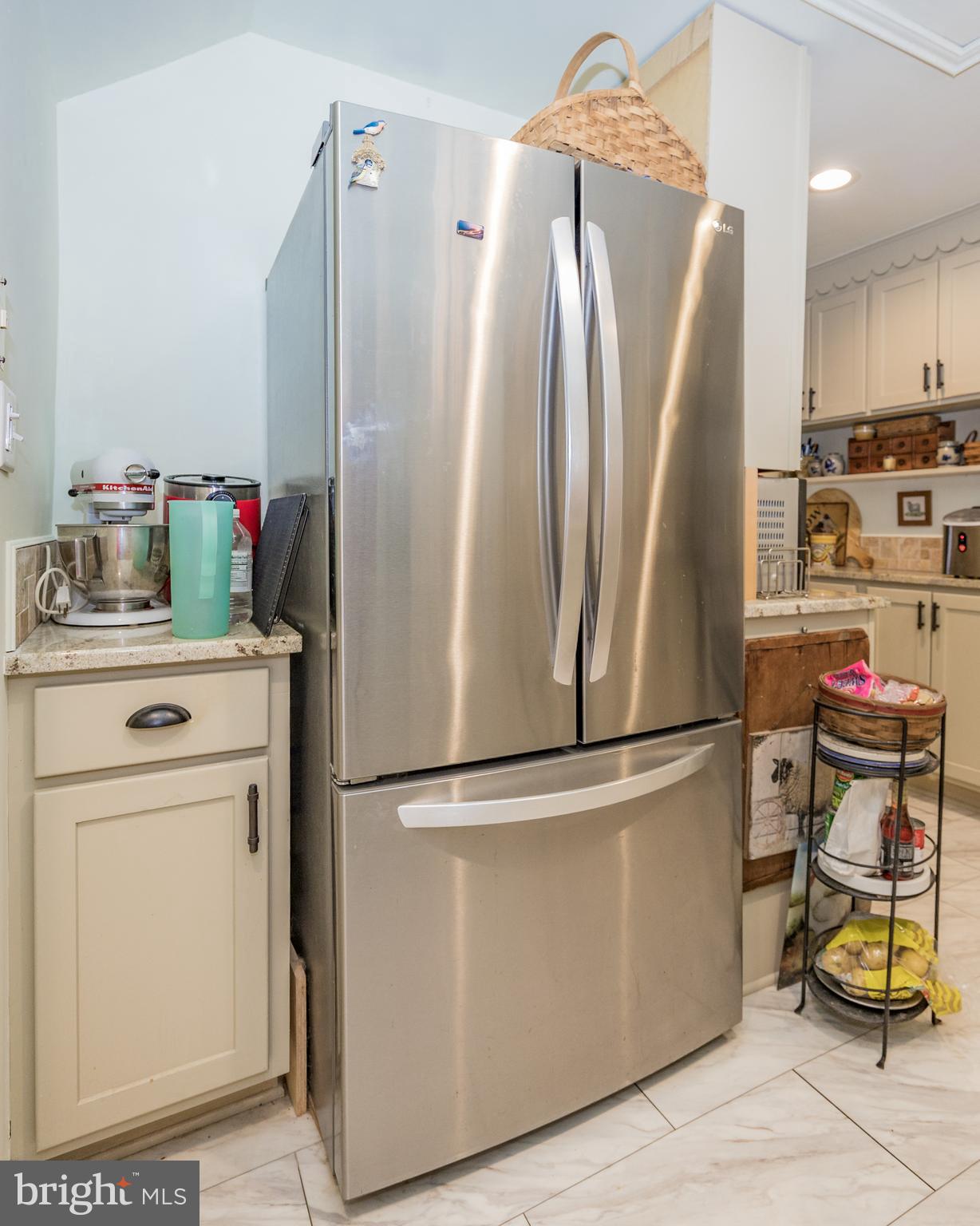 MIDDLETOWN - Residential