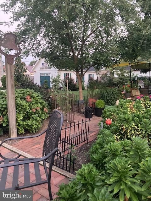 MIDDLETOWN - Residential