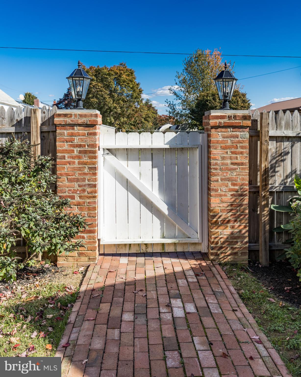 MIDDLETOWN - Residential