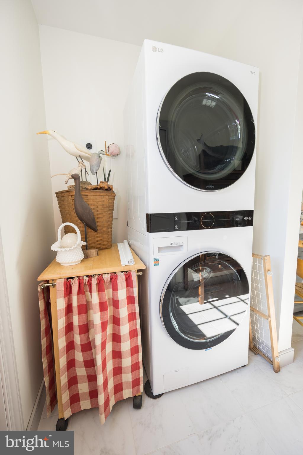 MIDDLETOWN - Residential