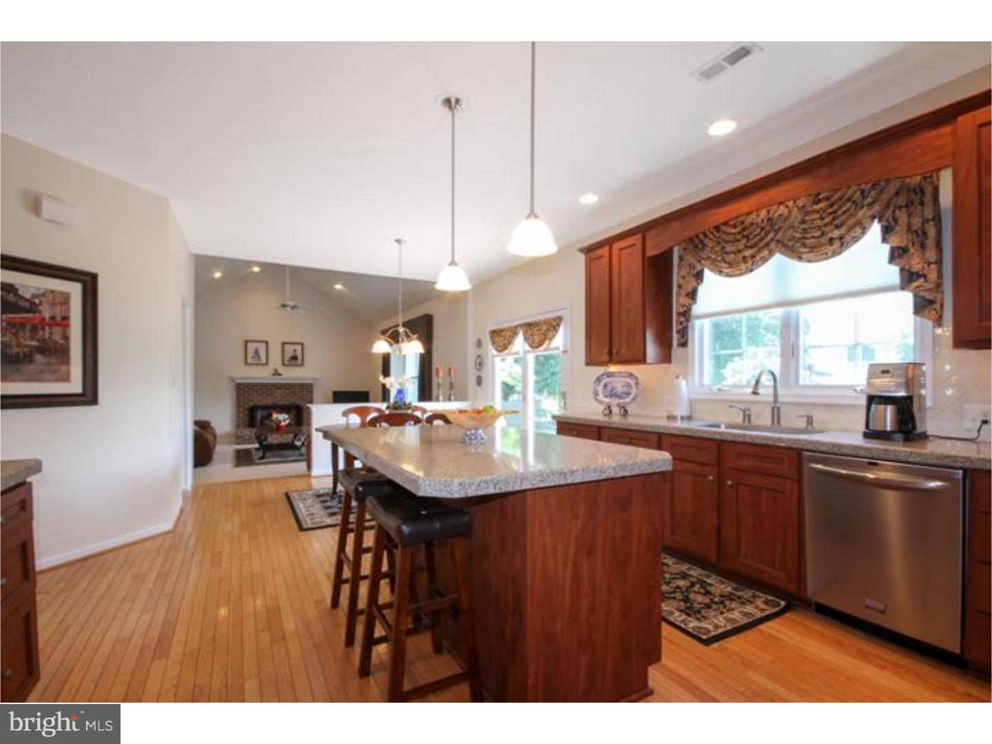 CREEKSIDE AT BLUE BELL - Residential