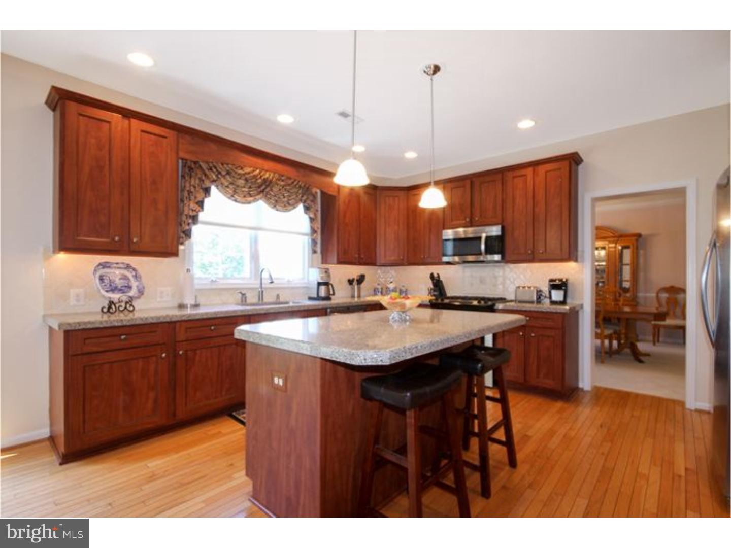 CREEKSIDE AT BLUE BELL - Residential