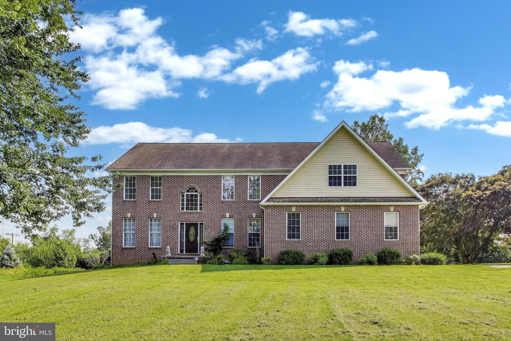 Photo of 8326 Windsor Mill Road, BALTIMORE, MD 21244 (MLS # MDBC2135834)