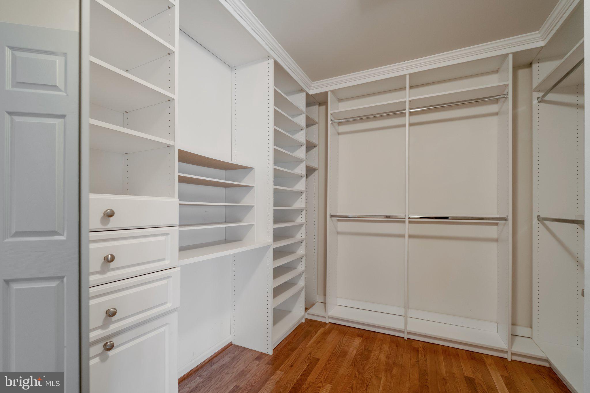 RIVERSIDE STATION - Residential Lease