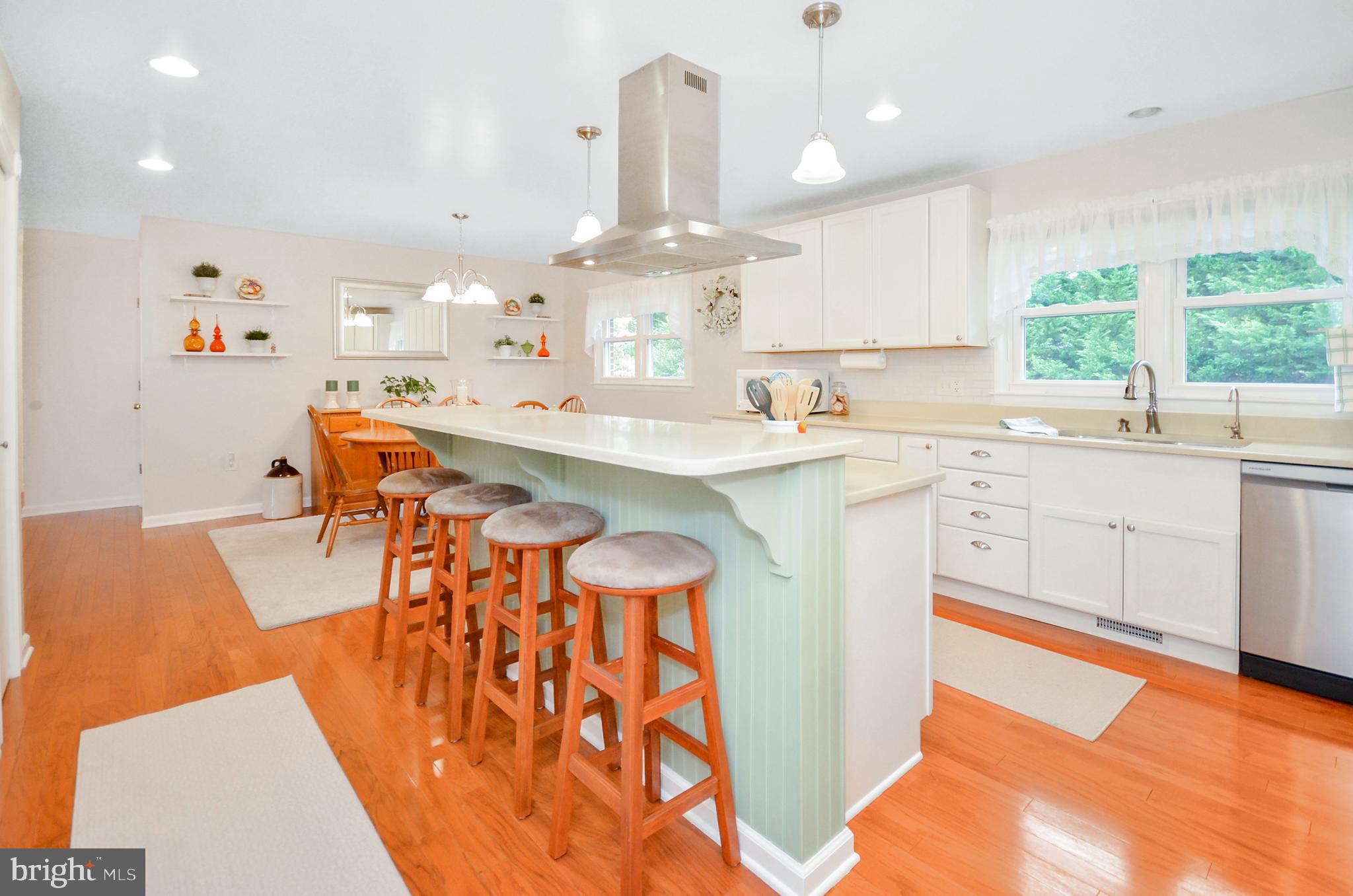 WOODRIDGE MANOR - Residential