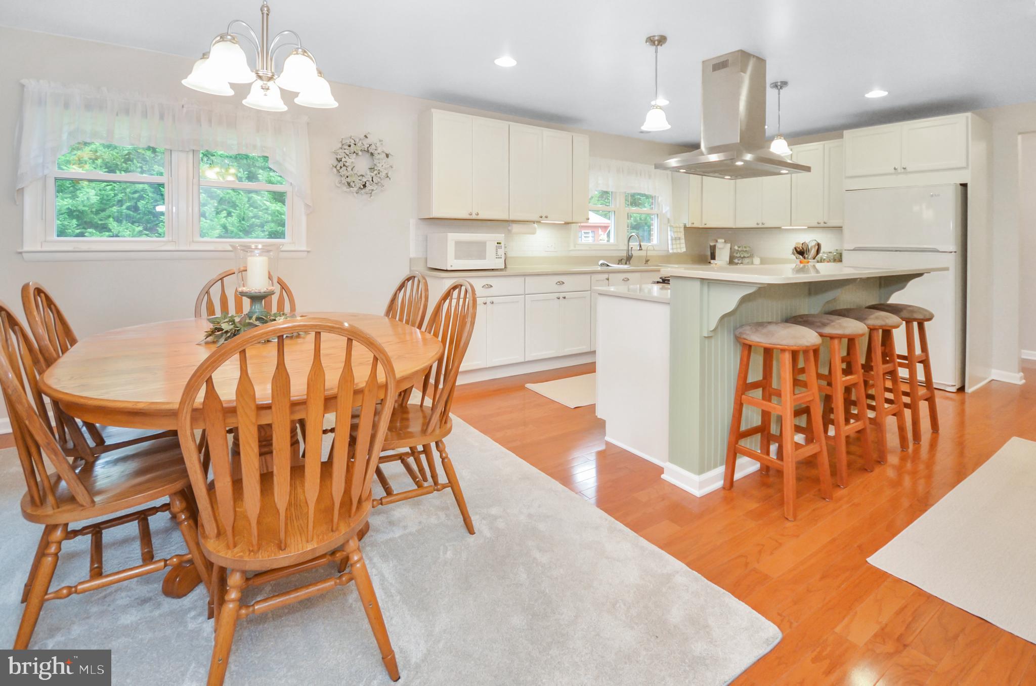 WOODRIDGE MANOR - Residential