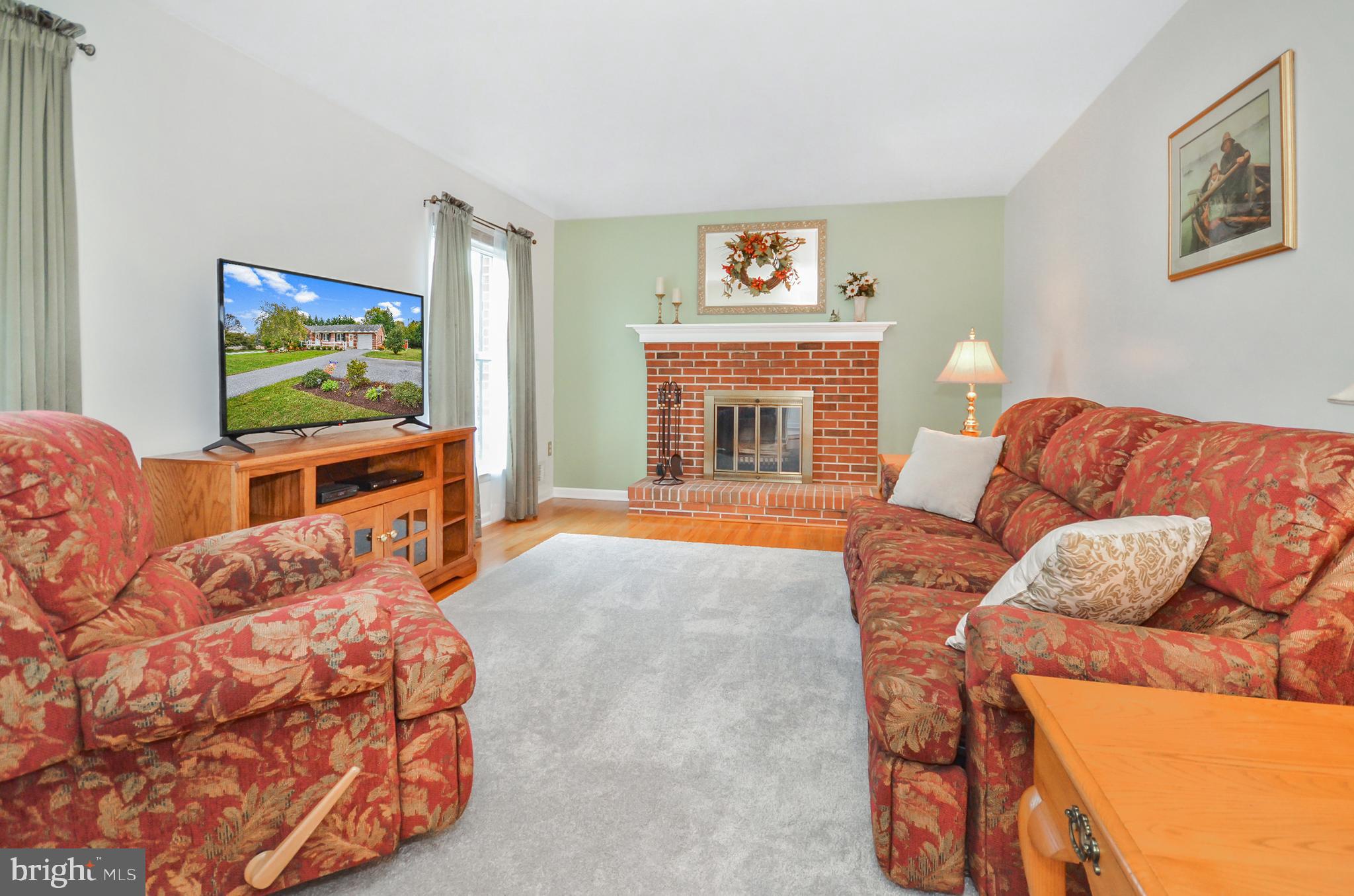 WOODRIDGE MANOR - Residential