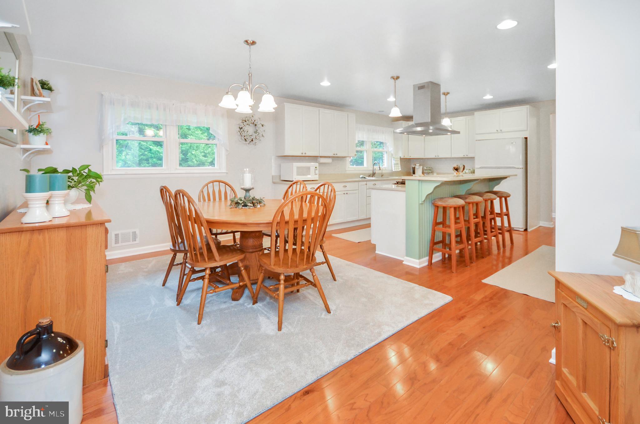 WOODRIDGE MANOR - Residential