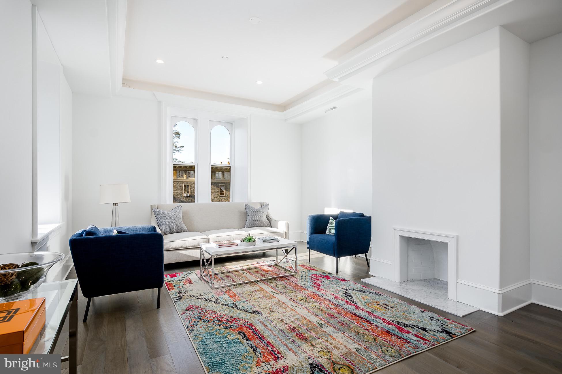 CHESTNUT HILL - Residential