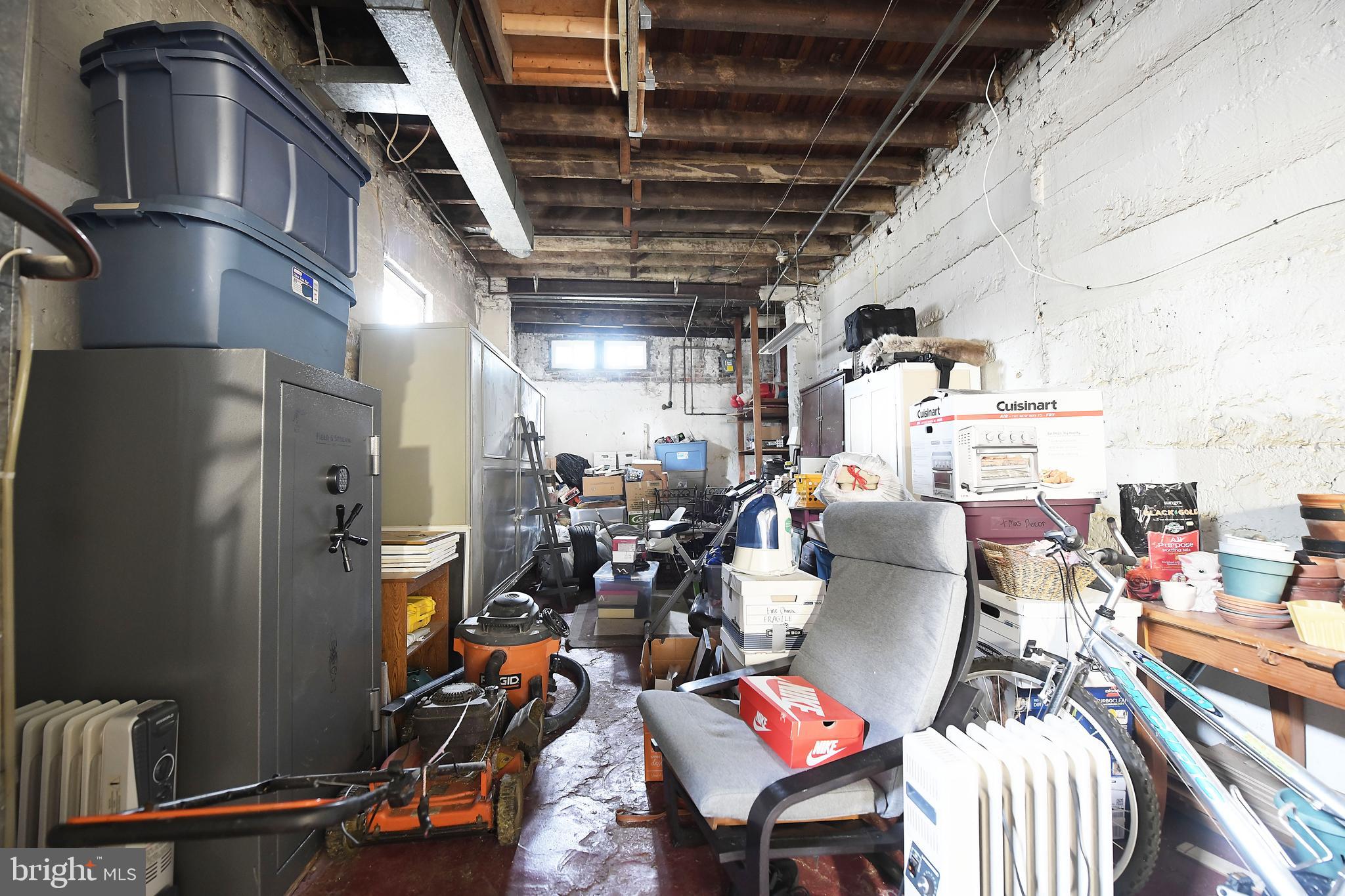 HAMPDEN HISTORIC DISTRICT - Residential