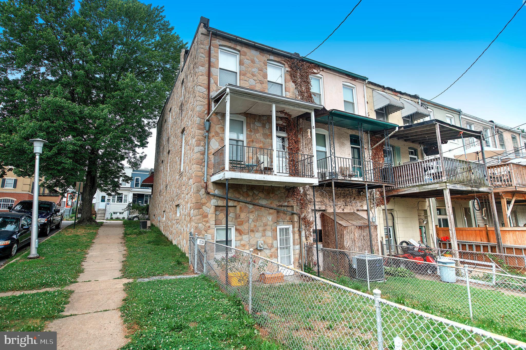 HAMPDEN HISTORIC DISTRICT - Residential