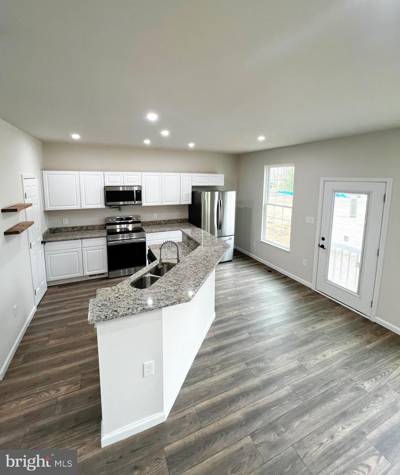 KEYES FERRY ACRES - Residential