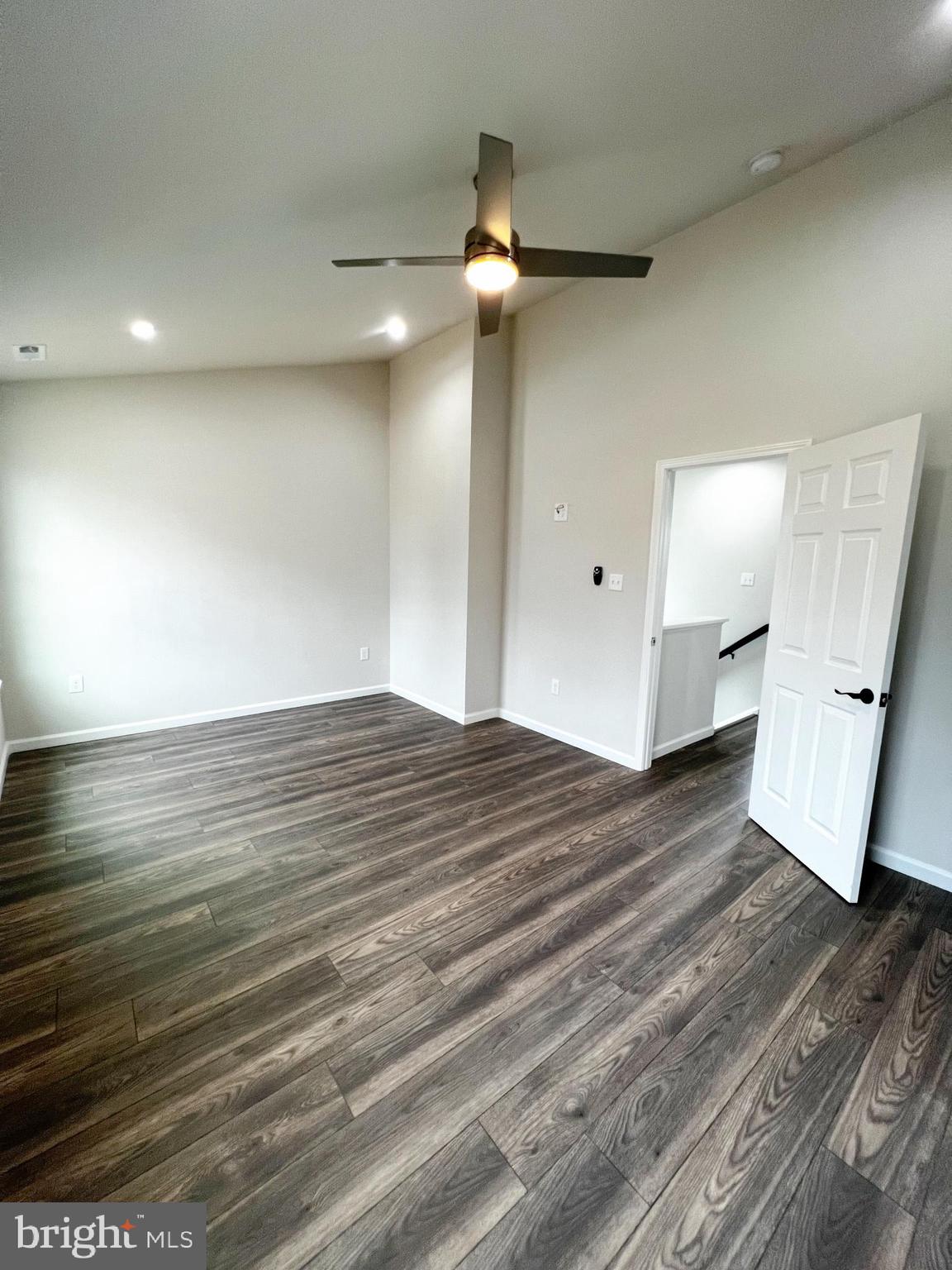 KEYES FERRY ACRES - Residential