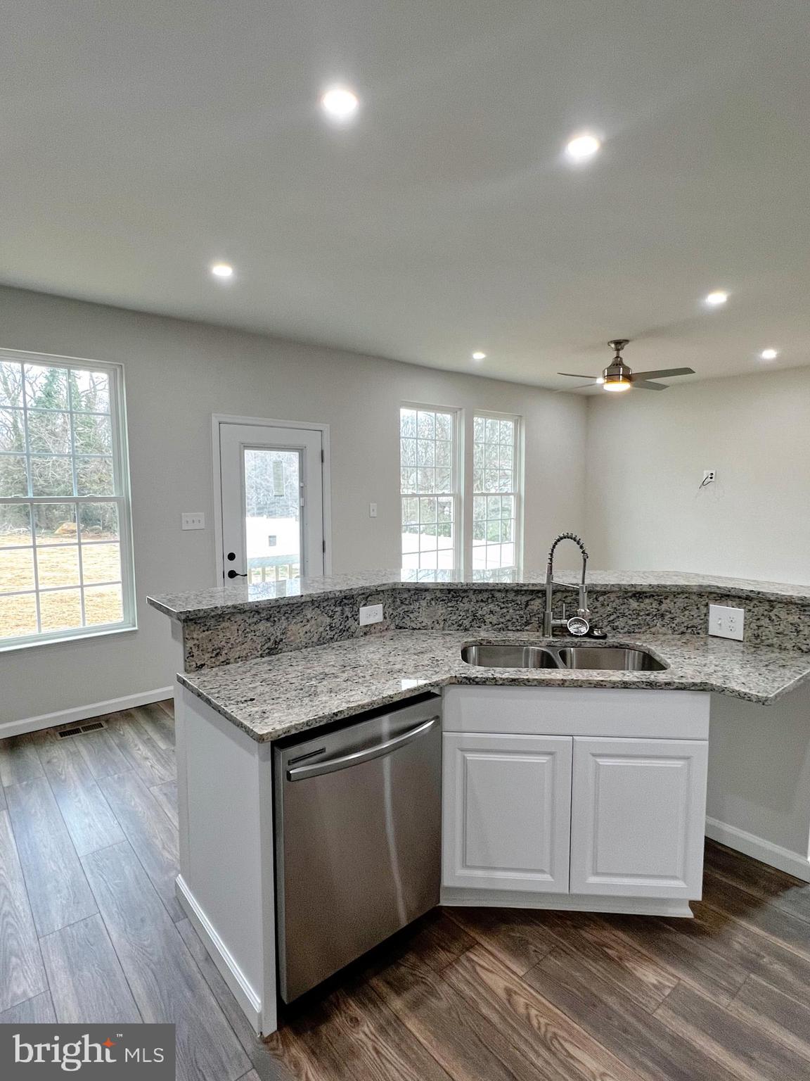 KEYES FERRY ACRES - Residential