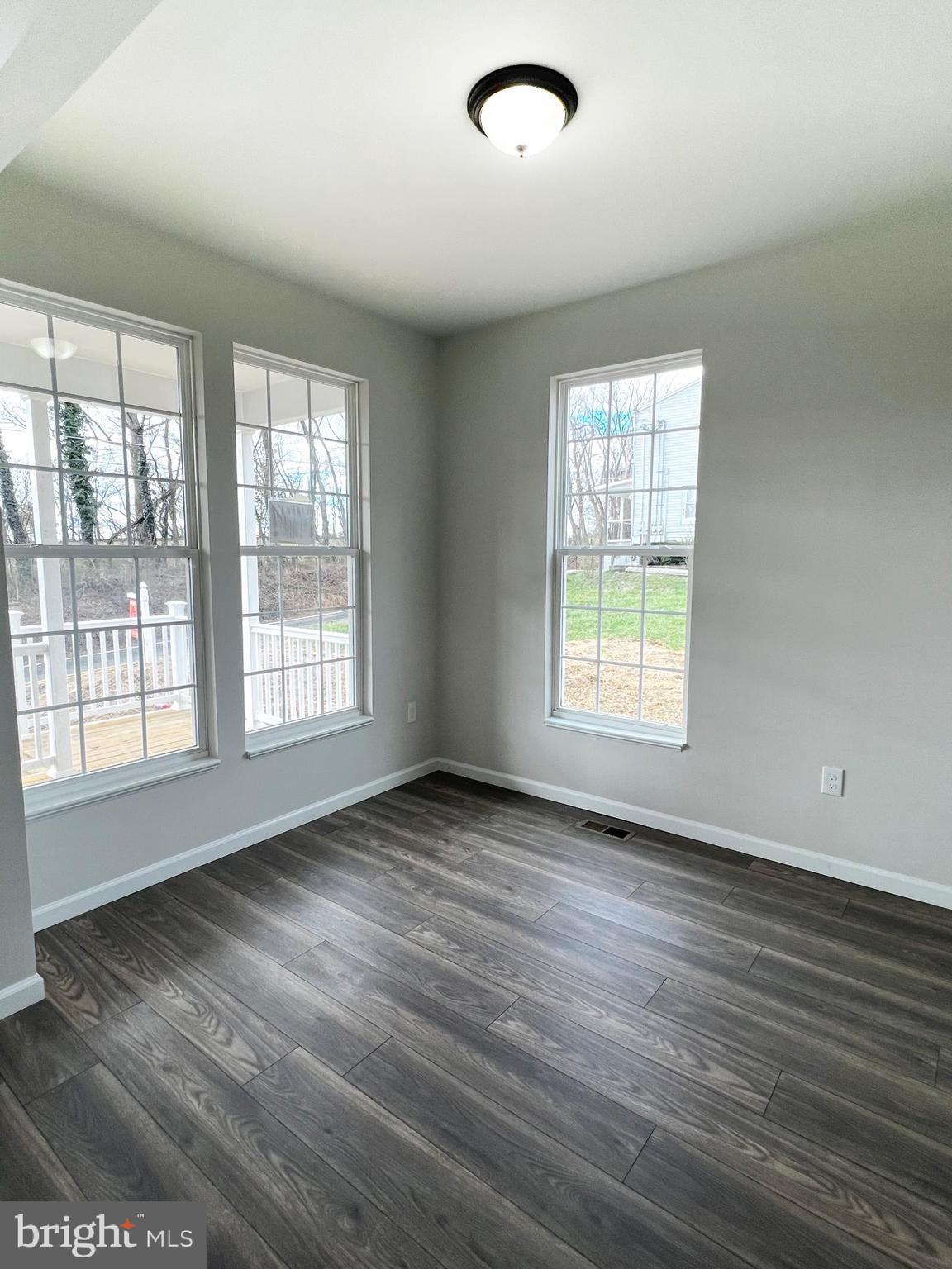 KEYES FERRY ACRES - Residential