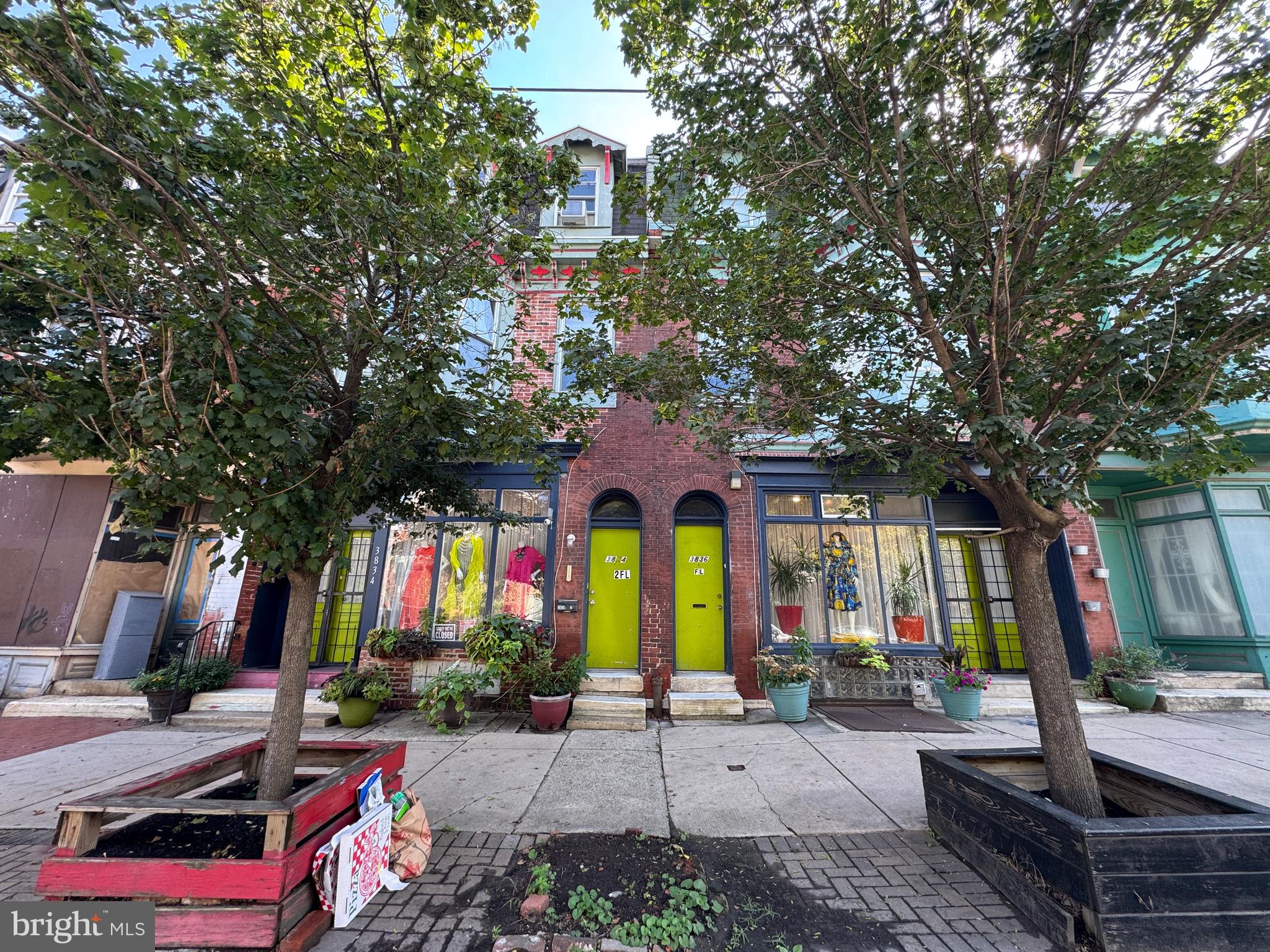 3836 LANCASTER AVENUE
