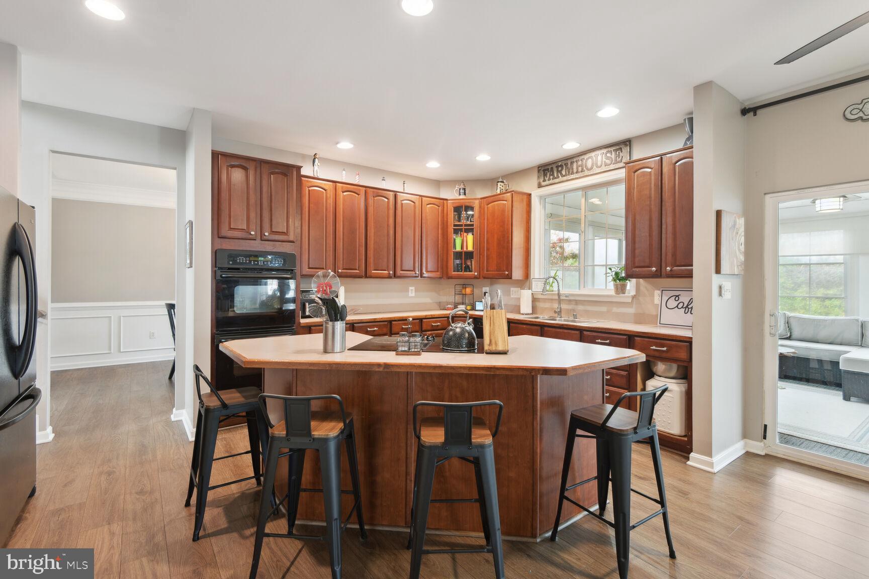 NORTH BROOK - Residential