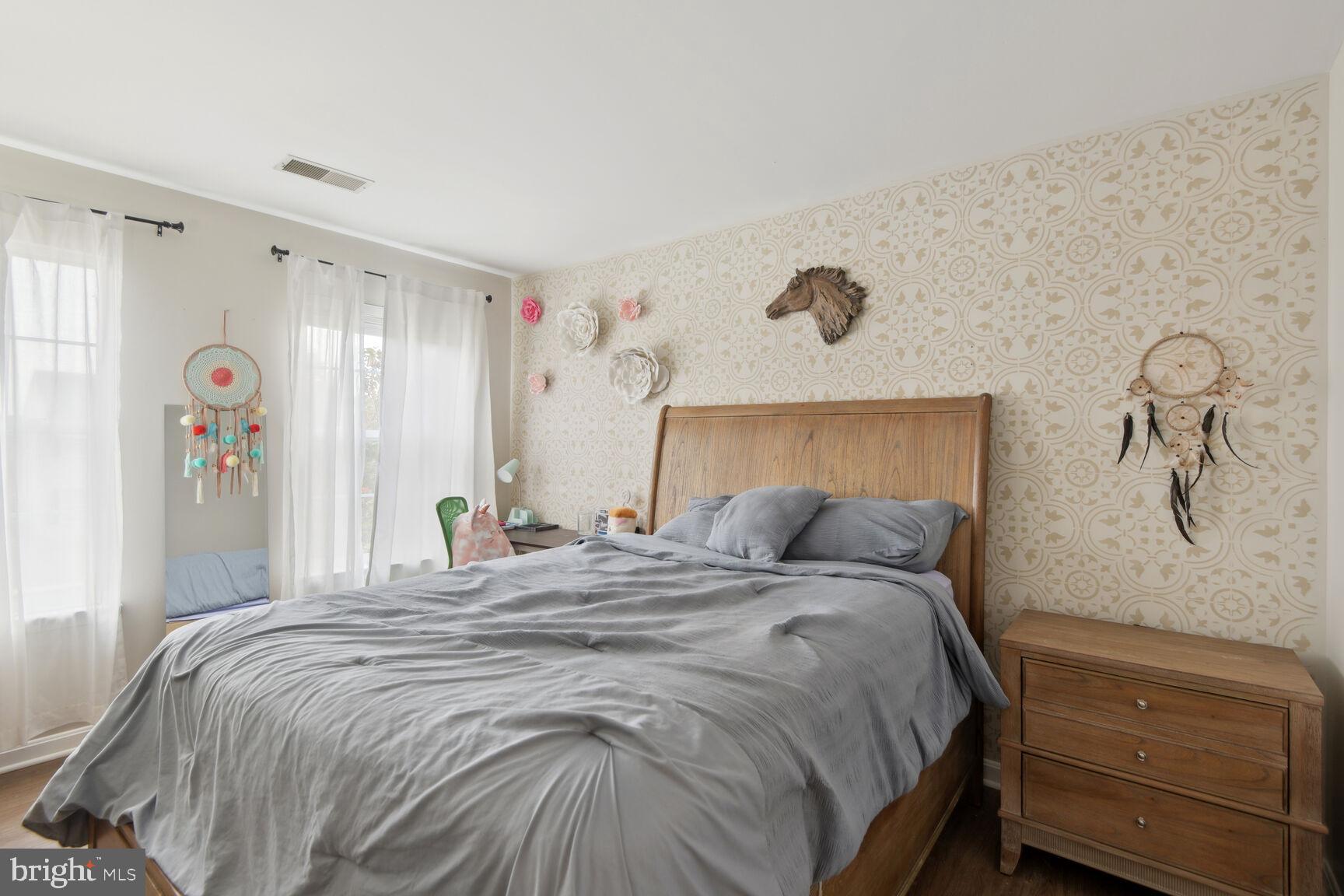 NORTH BROOK - Residential