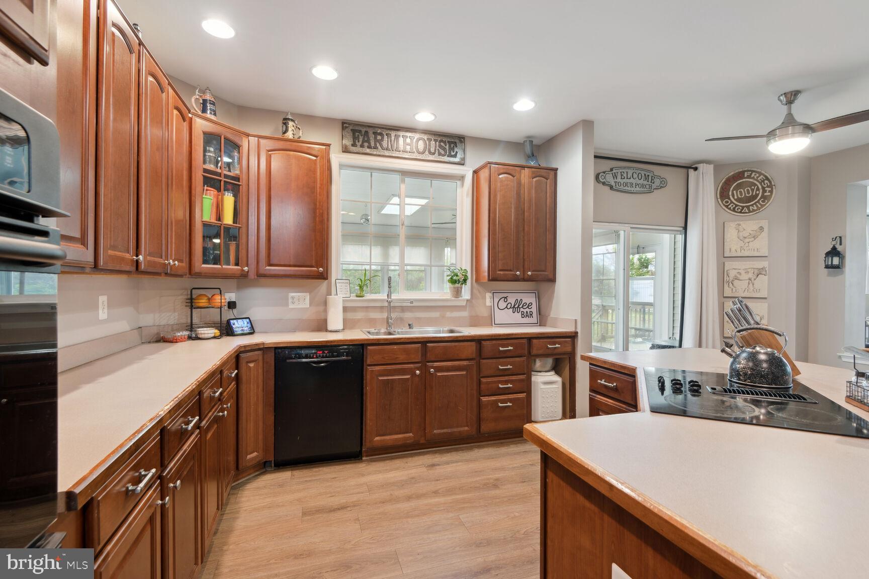 NORTH BROOK - Residential