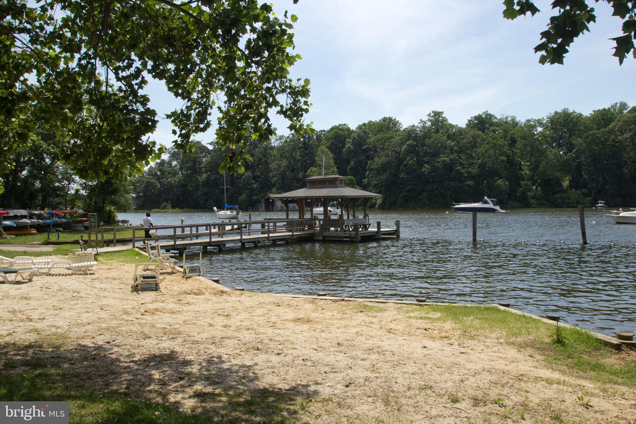 PINES ON THE SEVERN - Land