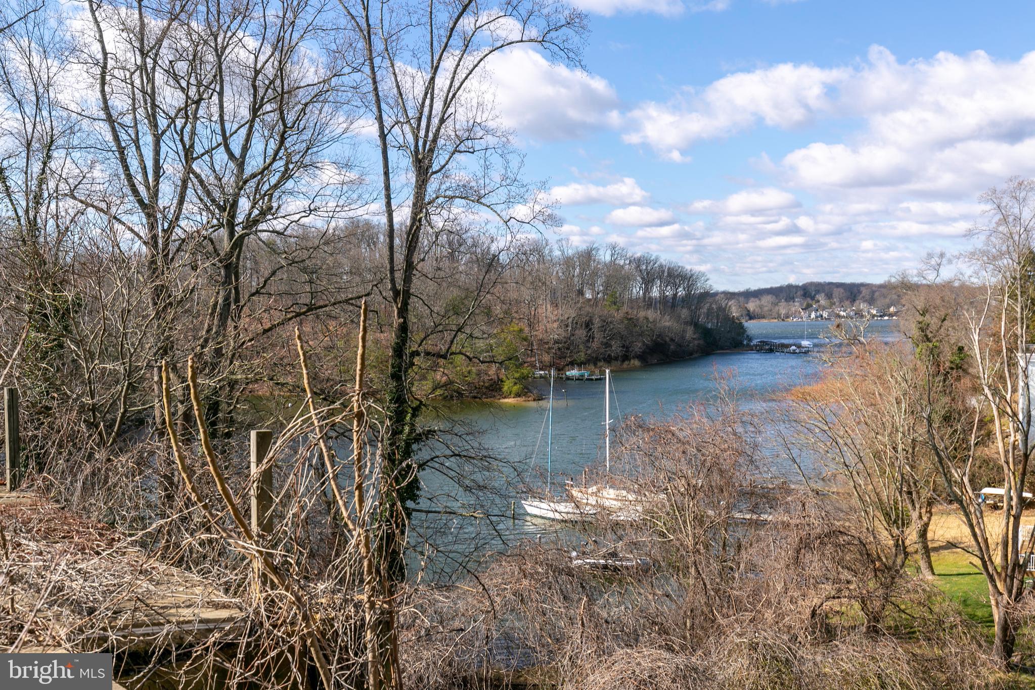 PINES ON THE SEVERN - Land